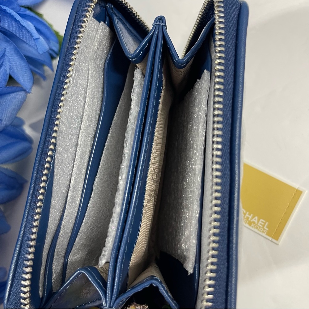 ✈️JET SET GEO ZIP WALLET - Picture 8 of 9